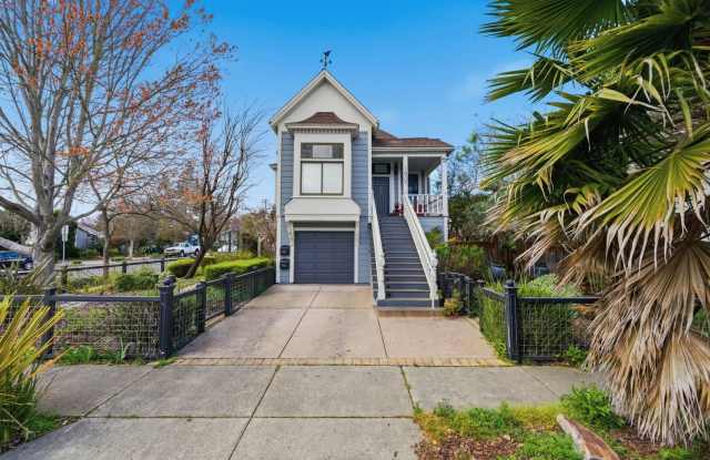 1901 Spencer Street photos photos