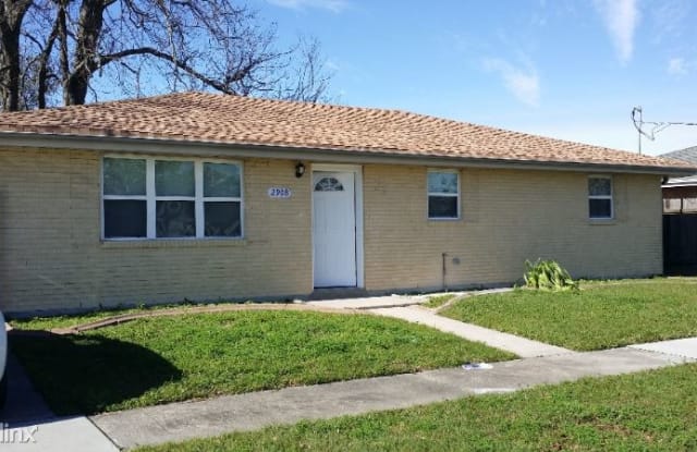 2908 Volpe Dr - 2908 Volpe Dr, Chalmette, LA 70043