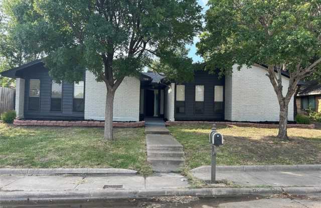 1319 Starshadow Drive - 1319 Starshadow Drive, Richardson, TX 75081