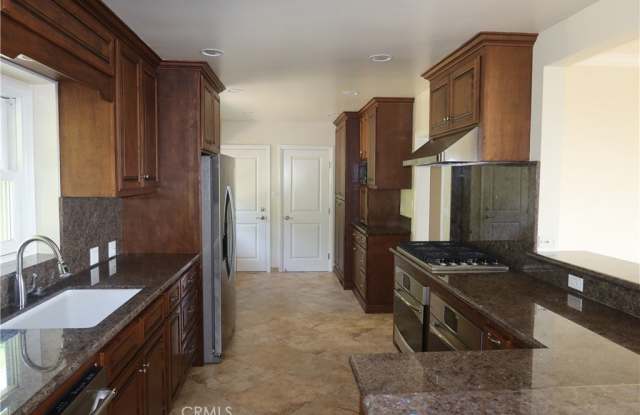 4125 Lorraine Gallery 2