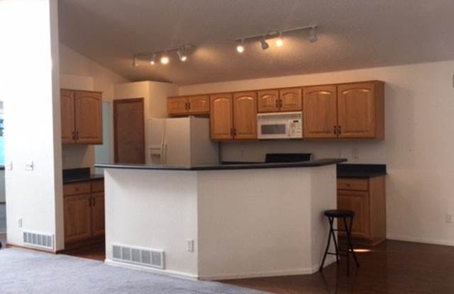 21375 East Prentice Lane Gallery 3