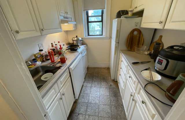 2 bedroom Brookline @ BU Gallery 4