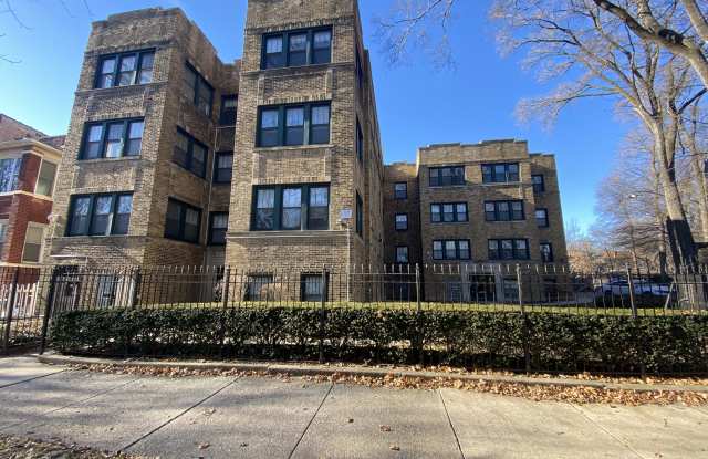 4958 N St Louis Ave photos photos