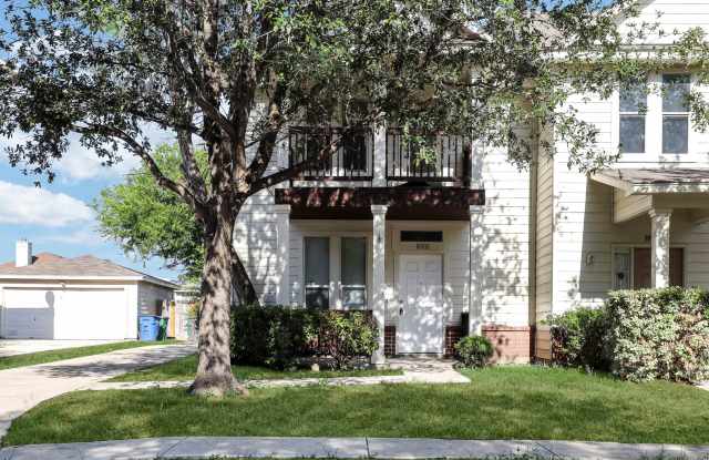 ***APPLICATION CURRENTLY UNDER REVIEW***Townhome with Dual Primary Suites: Contemporary Living Near Texas A San Antonio - 10302 Lateleaf Oak, Bexar County, TX 78223