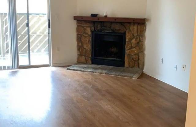 15106 E Louisiana Drive, Bldg B, #101 Gallery 2