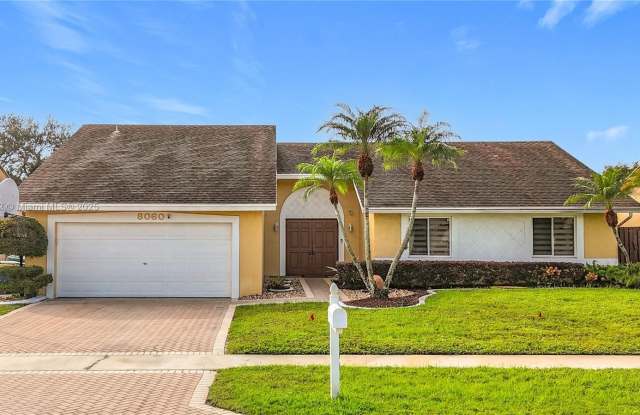 8060 NW 51st ct photos photos