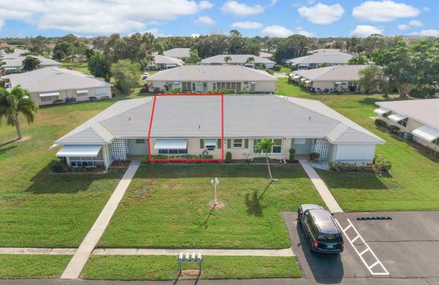 911 Savannas Point Drive unit: Apt B photos photos