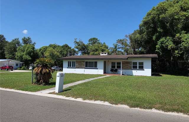 1641 MEADOWBROOK Avenue Gallery 1