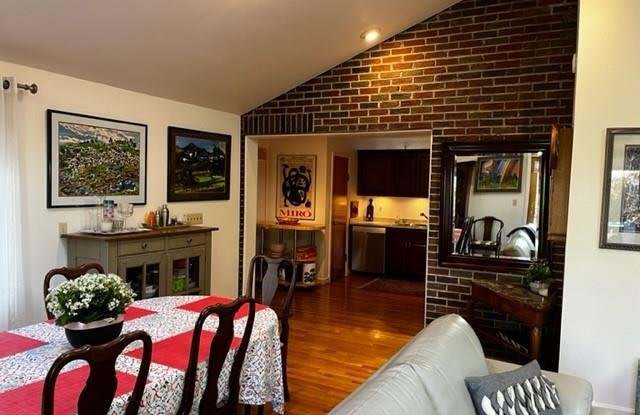 262 Louvaine Drive Gallery 4