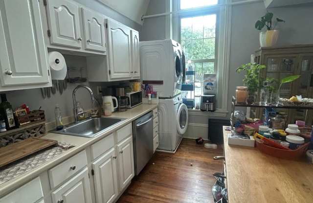 13 4TH Avenue photos photos
