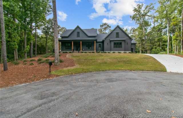 14 Wisteria Way Gallery 2