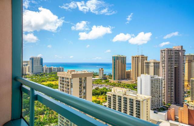 3 bd/3 ba 35th floor Waikiki Landmark PH Gallery 1