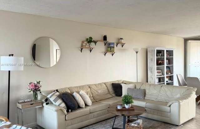 6911 Environ Blvd photos photos