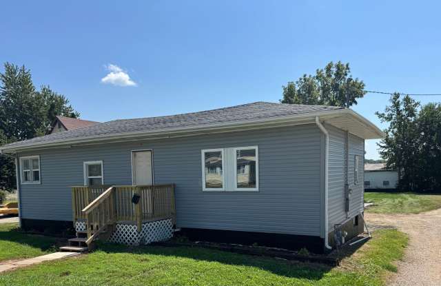 Cute 2 BR Ranch in Marshalltown Iowa photos photos