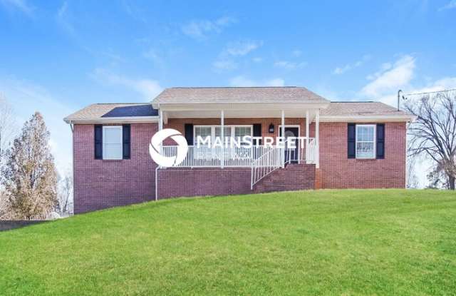 807 Hemlock Court Gallery 1