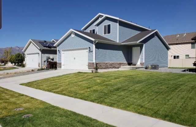 Beautiful 3-Bedroom Home for Rent in Eagle Mountain! Gallery 2