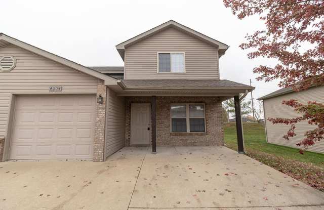 Large duplex in Vanderveen photos photos