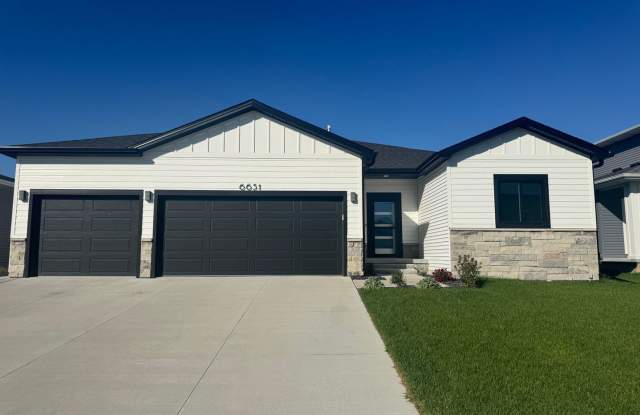 5 bedroom 3 bath in SW Lincoln photos photos