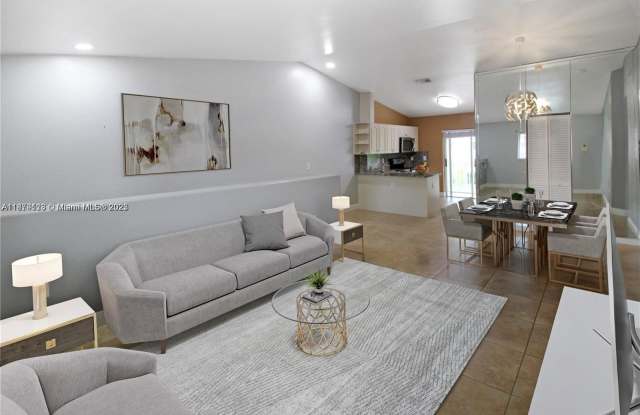 10953 W Okeechobee Rd photos photos