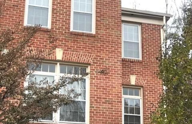 3933 HIGHWOOD COURT NW - 3933 Highwood Court Northwest, Washington, DC 20007