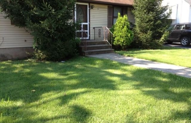 17 Wright St - 17 Wright Street, Iselin, NJ 08830 17 Wright St - 17 Wright Street, Iselin, NJ 08830