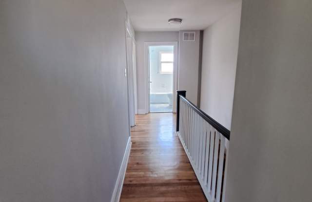 1802 Maple Street - 1 Gallery 2