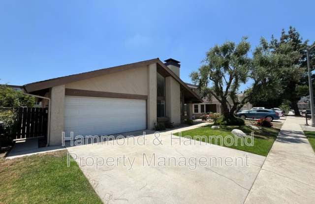 21812 Vintage St. Gallery 3