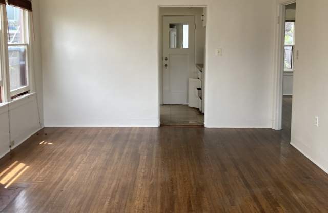4438 Campus Avenue - 4438 Gallery 3