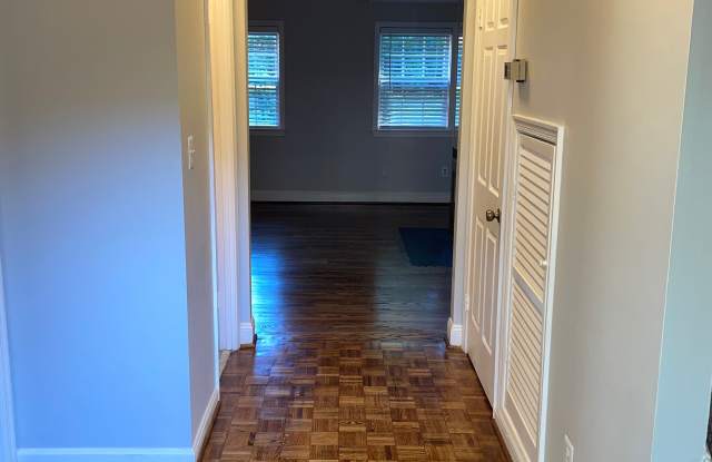 6732 Hillandale Road Gallery 2