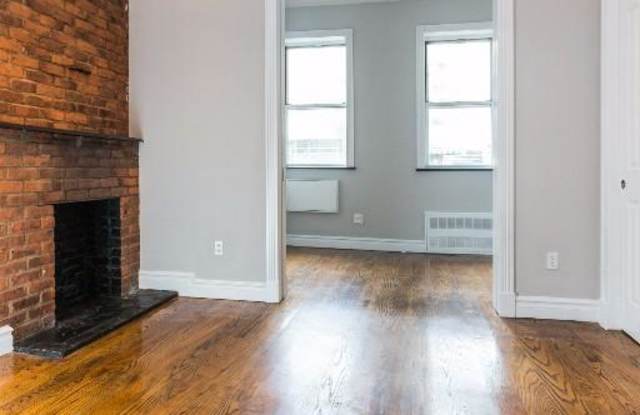 562 HUDSON ST. - 562 Hudson Street, New York City, NY 10014