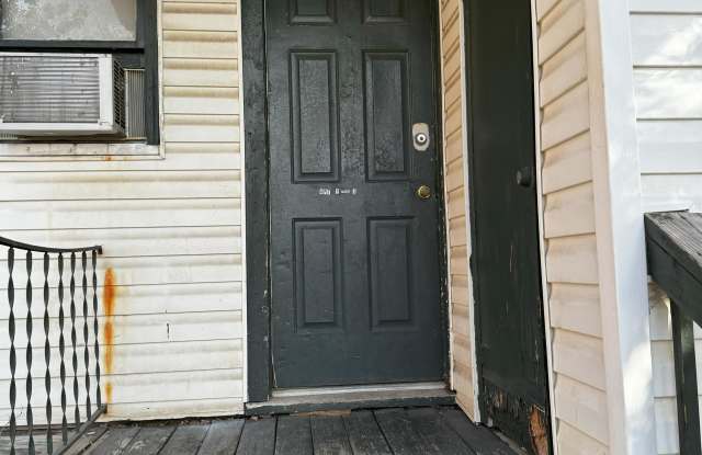 204 E. Martin Street - 3 Gallery 2