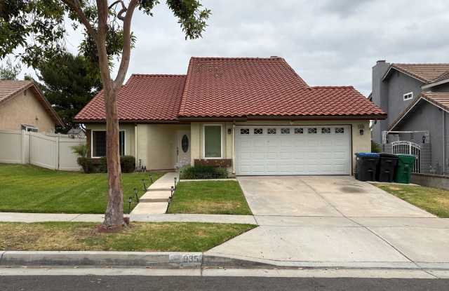 Spacious 4-Bedroom Home Near Centennial High School in Corona photos photos