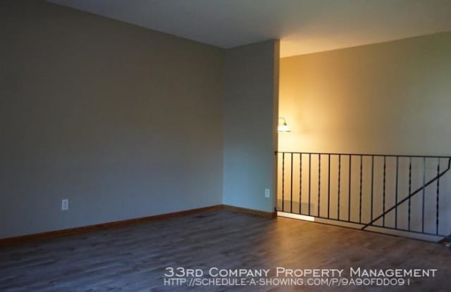 1076 Regency Drive Gallery 4