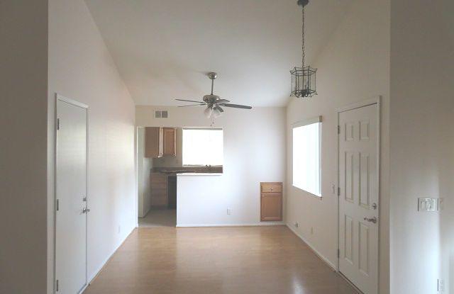 4509 E. Vistapark Gallery 4