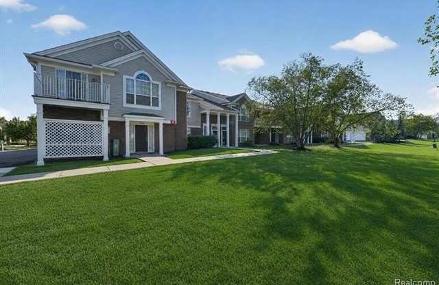 16766 Dover Drive Gallery 2