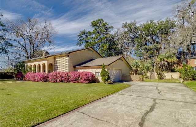 Spacious 4-bedroom, 3.5-bathroom house in Savannah, GA!! photos photos