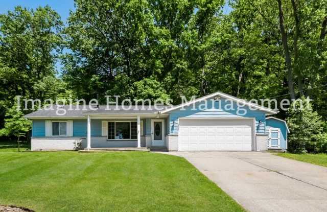 979 Iroquois Run photos photos