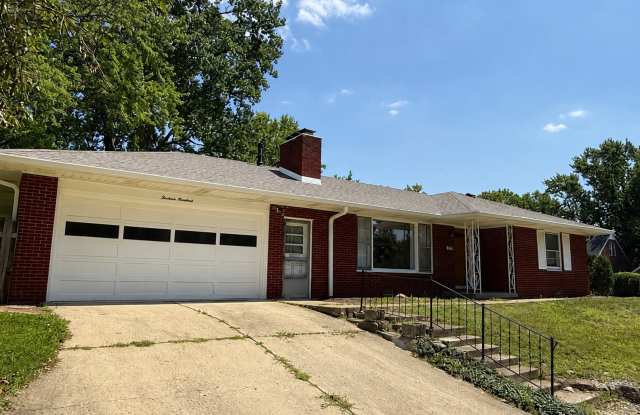 Charming 2-Bedroom Home in a Quiet Neighborhood Gallery 3