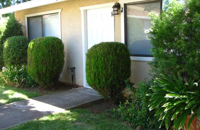 2510 Hartnell Avenue - 2510 Hartnell Avenue, Redding, CA 96002