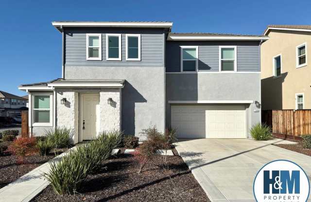 Beautiful Duets at Westfield in Hollister - 1300 Carriage Rd., San Benito County, CA 95023