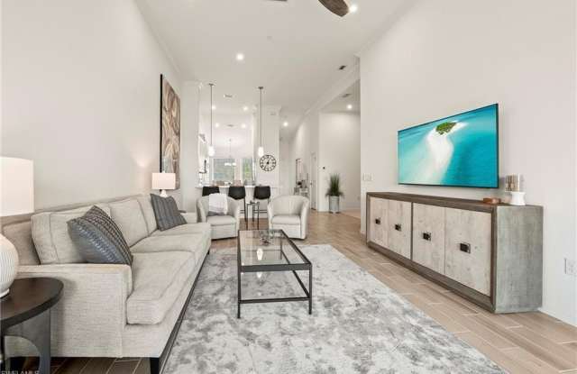 11801 Venetian Lagoon Dr photos photos