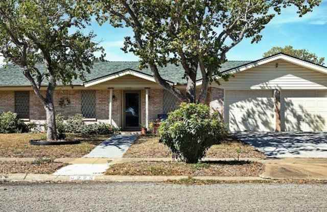 6225 Sweeney Drive Gallery 1