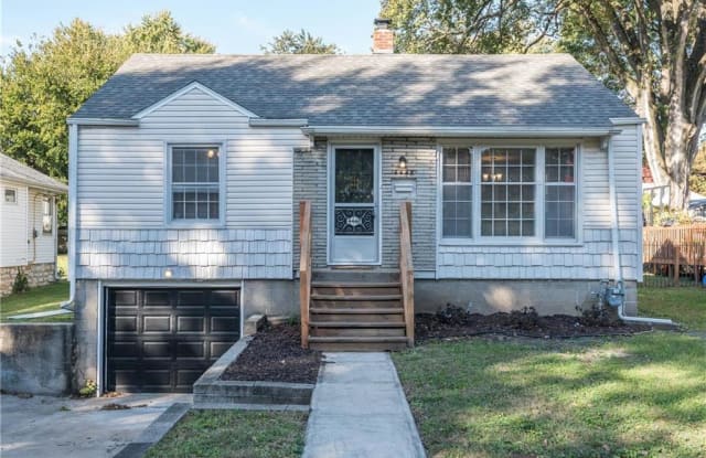 4449 Booth Street - 4449 Booth Street, Kansas City, KS 66103