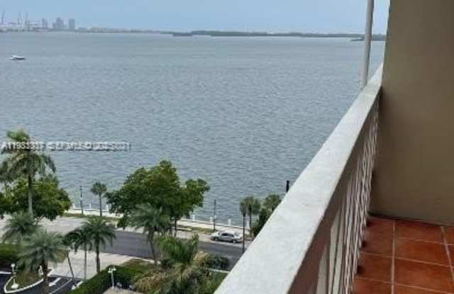 1430 Brickell Bay Dr photos photos