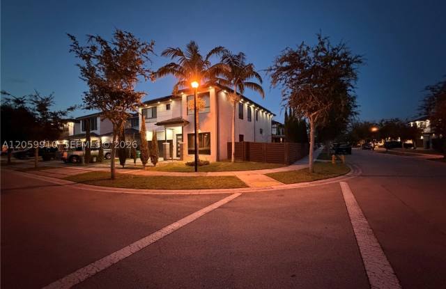 13661 SW 160th Ct Gallery 4