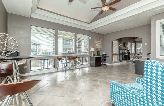 Kensington Station Apartment Homes Gallery 3