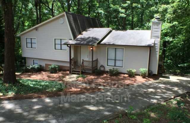 5040 Woodland Drive NW photos photos