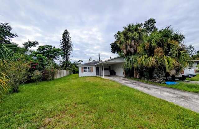 3918 25TH STREET W - 3918 25th Street West, South Bradenton, FL 34205