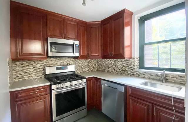 7811 35th Ave Apt 1G Gallery 2
