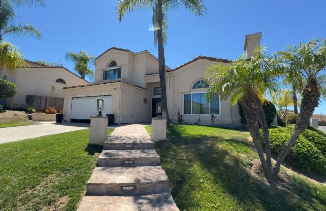 Luxury 4 Bedroom house photos photos